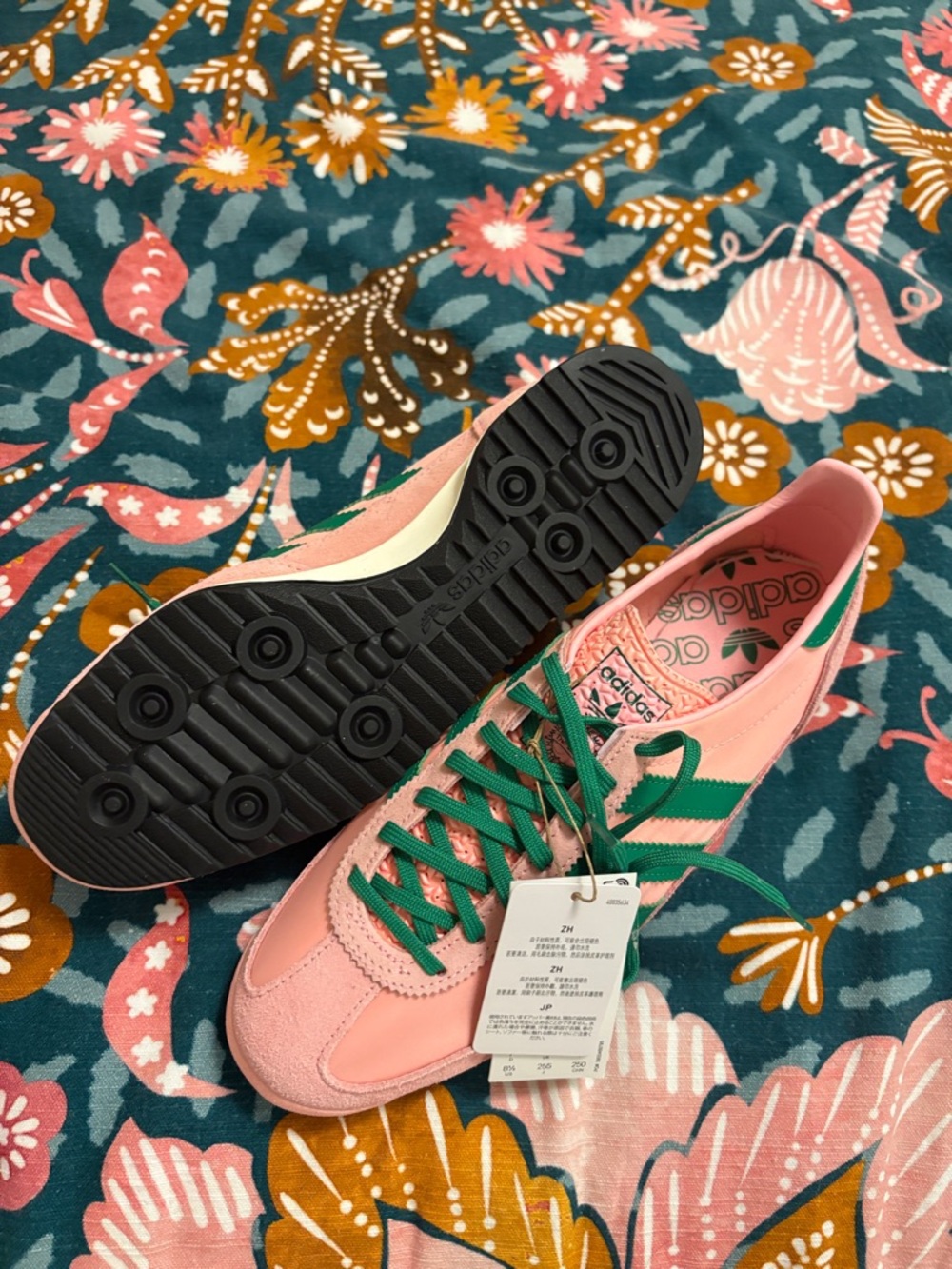 adidas Pink Sneakers with Green Stripes and Laces - Picture 2 of 5